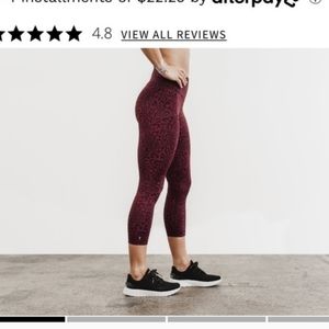 NOBULL wine cheetah crop Size Small